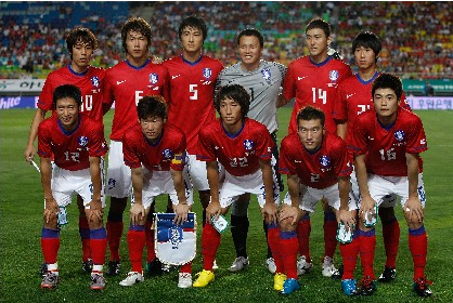好莱坞明星地位排行榜_韩国足球明星的地位_中国的明星地位