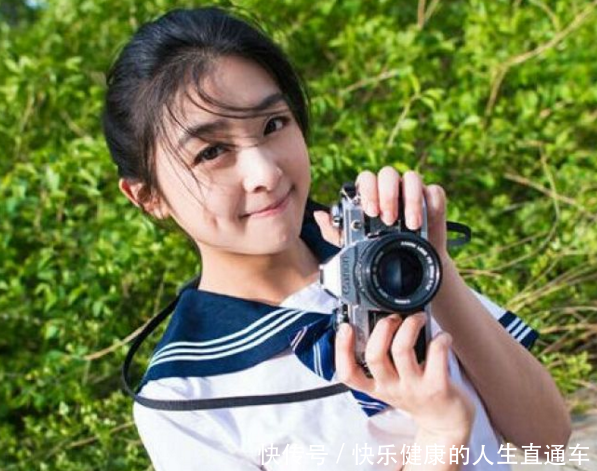 娱乐圈里,说话嗲声嗲气的女明星除了林志玲你