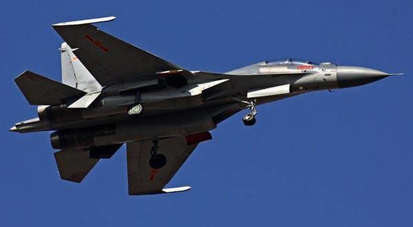 歼16对比苏30战斗力的提升在哪?几处细节决定