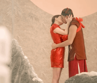 t01b5f3aec3f08bf403.gif?size=338x291