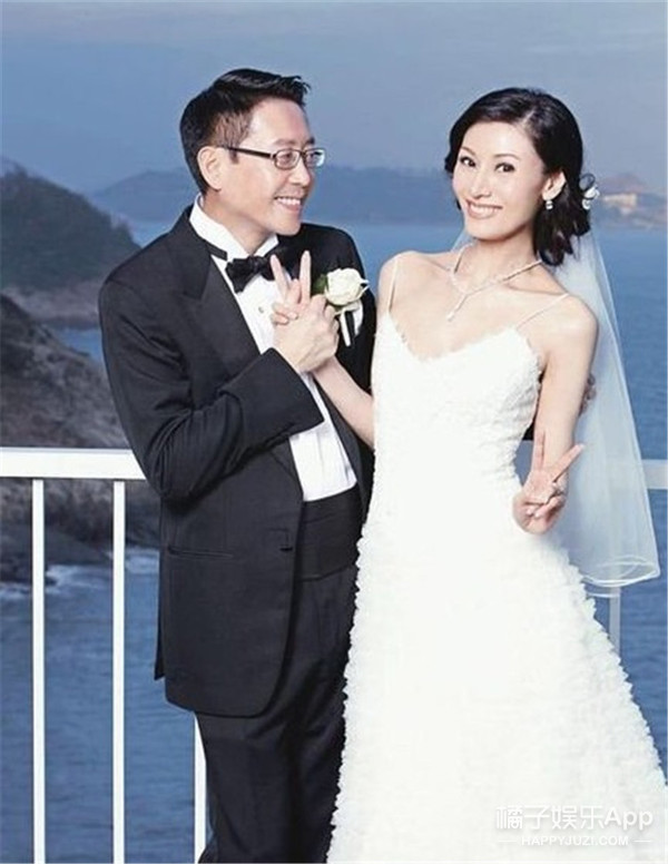 张馨予婚礼1.4万一桌，徐子淇妆发50万，明星婚礼太壕了