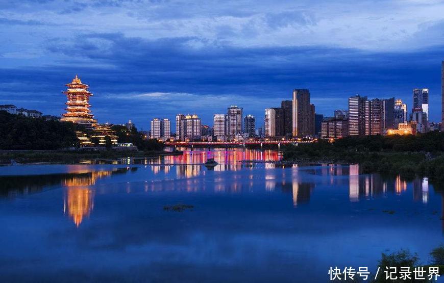 四川要选三四个城市建设经济副中心,哪几个城