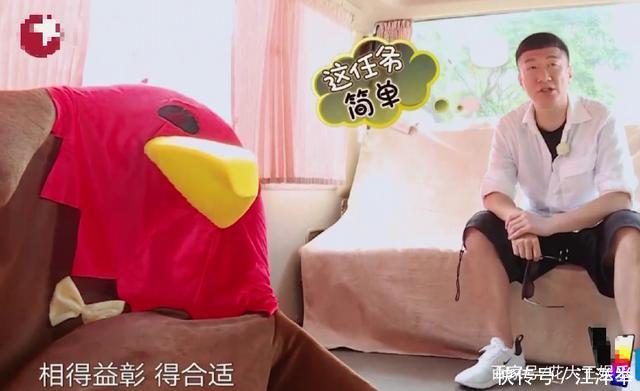 极限挑战孙红雷穿玩偶服当街 乞讨 ,路人的反应