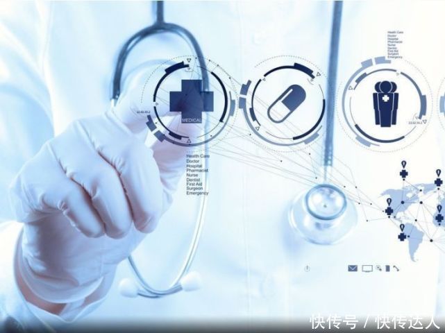 马化腾：穷人翻身赚钱的机会来了！未来这3大行业将迎来巨变