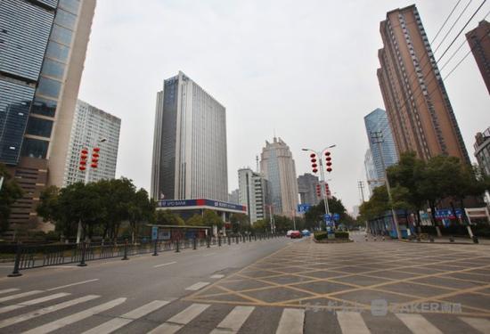 人流稀疏 春节期间南昌上演\"空城计\"