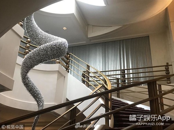 张馨予婚礼1.4万一桌，徐子淇妆发50万，明星婚礼太壕了