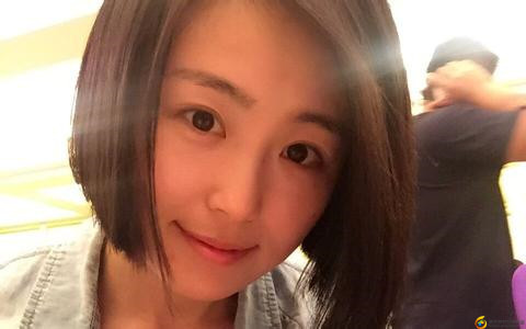 美女主播带你玩转CR3.jpg