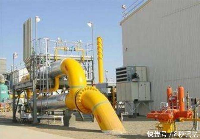 伊朗忍心割痛，用300亿国宝求得中国帮助，美国最担心事情发生了