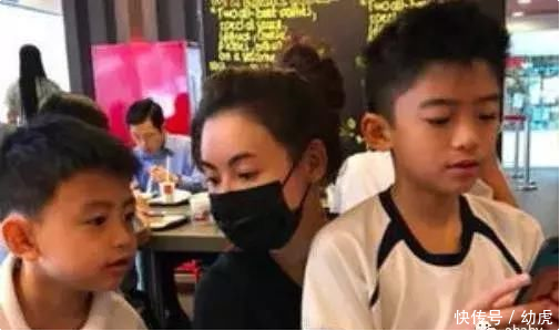 谢霆锋彻底辟谣,否认是张柏芝三胎亲父,与王菲