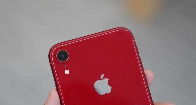 买苹果还是买华为四个方面告诉你苹果和华为的