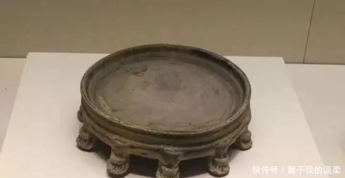 这些青瓷制作成的文房作品,见证了六朝的文人生活 百万发登陆地址