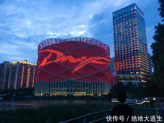 DNF十年生庆 玩家各出奇招惊倒众人