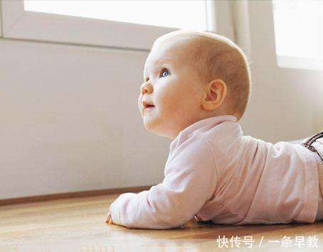 婴儿几个月会抬头? 0-1岁婴儿大运动发育标准