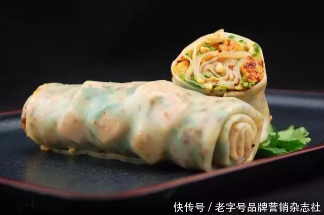 在濮阳,凉皮裹着吃,专治你在夏日里的食欲不振