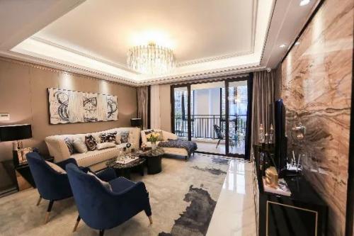 铂金生活,质感居住,许你一个温馨的家!