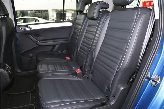 ���϶���7��SUV�ˣ���̥����ʵ������ôѡ