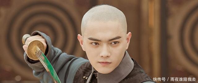 许凯靠《延禧攻略》走红,现实中家暴劈腿是渣男