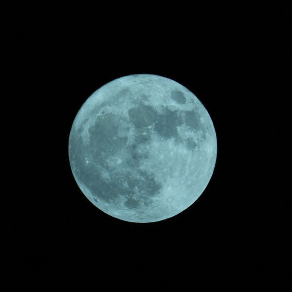 单反相机拍月亮用天文望远镜可以么_360问答