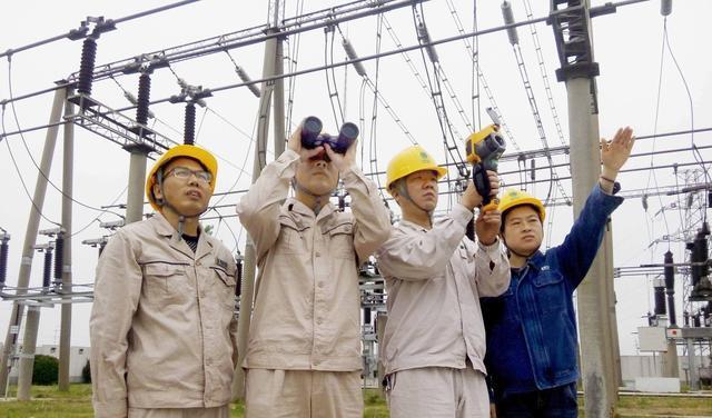 农村改装新电表后,电费从几十变几百?老电工说出了真相