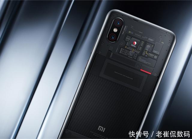 雷军八年磨一剑:小米8探索透明版撑得起8周年