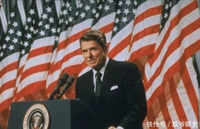 美国敌视伊朗40年,却为何不敢全面封锁霍尔木