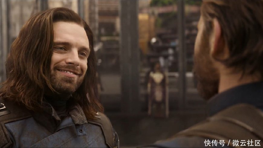 复联3冬兵手臂升级,是穿帮还是故意?网友:长筒