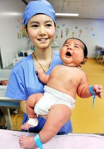 巨型婴儿 360搜索