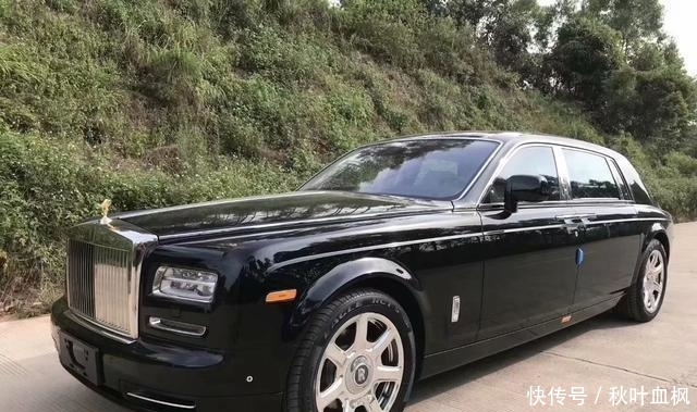 酒吧偶遇一辆劳斯莱斯,车主下来的那一刻,行人:我要人!不要车 云顶国际赌场
