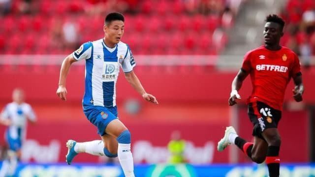 武磊打巴萨直播回放