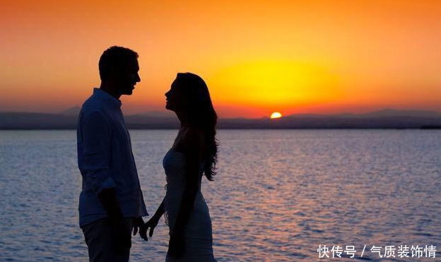 老公说买房不能写我的名字,我同意之后他们一家人求我签字