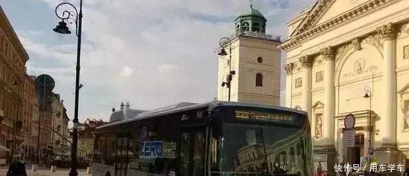 上海特斯拉自燃爆炸 中国新能源汽车技术成熟