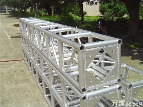 桁架工作原理(桁架展棚搭建效果图) 结构框架施工 第3张 桁架工作原理(桁架展棚搭建效果图) 结构框架施工 第3张