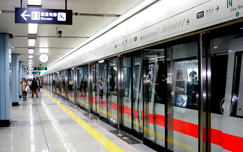 杭州东站地铁最晚几点图片