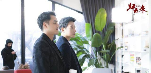 《归去来》幕后明道罗晋同框养眼,许龄月唐嫣