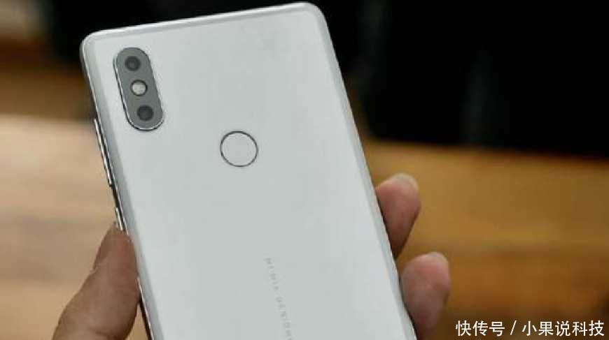 四款最值得入手旗舰机,华为P20上榜,最后一款