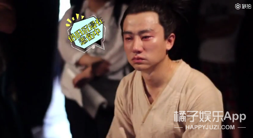 他曾因拒绝女演员挽胳膊被骂，现因入戏太深退出剧组...