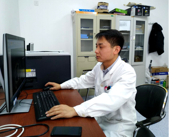 从双下肢截瘫到正常行走 精准放疗让9岁髓母细