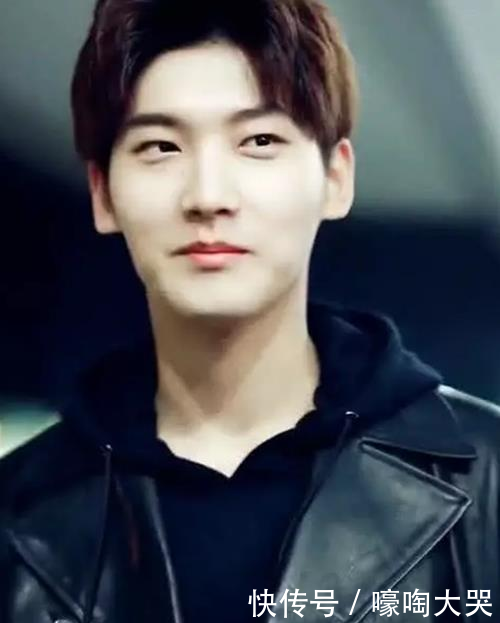 邢昭林演墨连城上瘾难出戏?机场拒绝签名,回