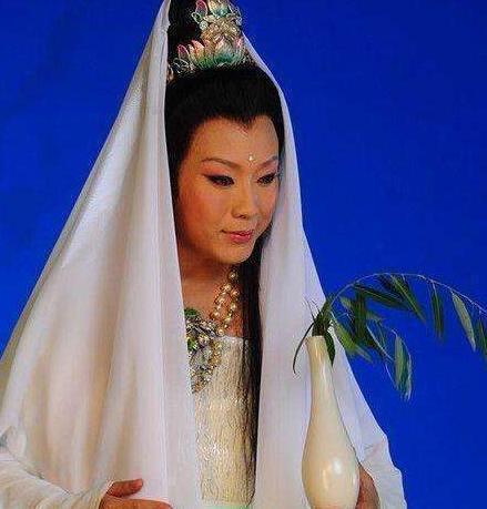 个版本观音, 刘涛刻薄, 林心如最甜美, 李玉刚真