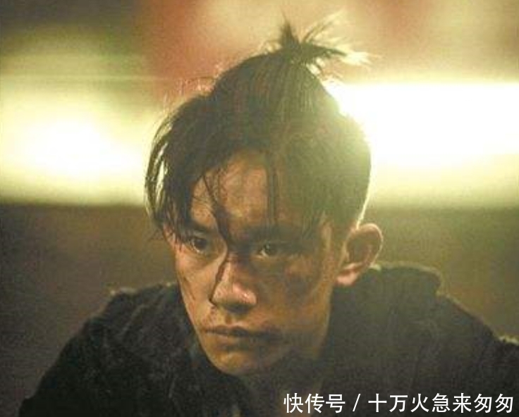 易烊千玺粉丝带