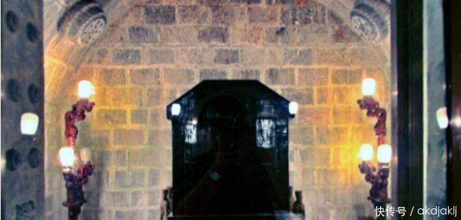 揭秘历史上的白面书生包拯是怎么死的!