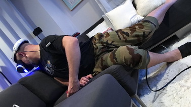 PSVR售罄引发新一轮竞争 VR头盔零部件供应短缺持续