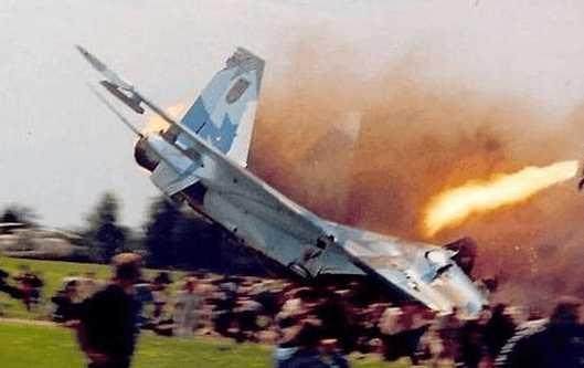 飞行事故调查结果 t01f443962a4203c749.jpg