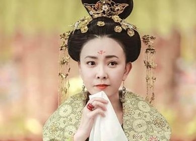出道二十三年无丑闻,与富豪结婚6年,期间幸福如初恋 ag真人网投