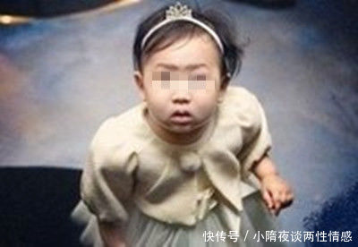 车祸时婆婆为保护女儿去世,送葬时,女儿一句话,我怒摔婆婆遗像