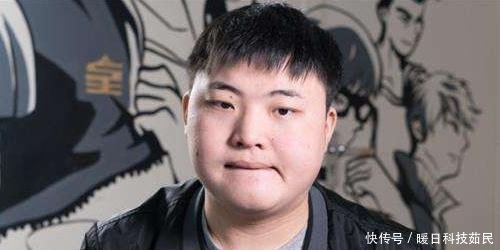 IG卡莎皮肤被RNG粉丝修改,签名都成了Uzi,作者