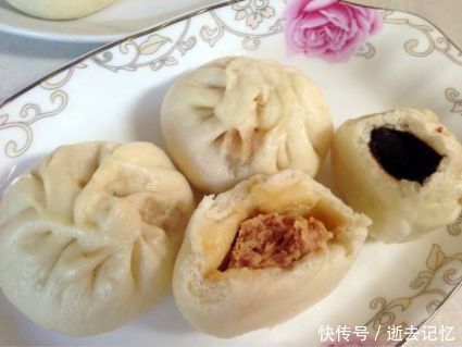 拌肉馅时,先放水还是先放油?顺序弄反,好吃才