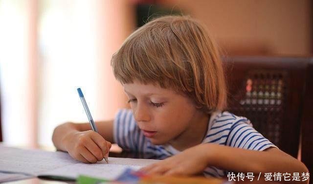 家长为孩子未来给孩子补课,北京中小学生一年
