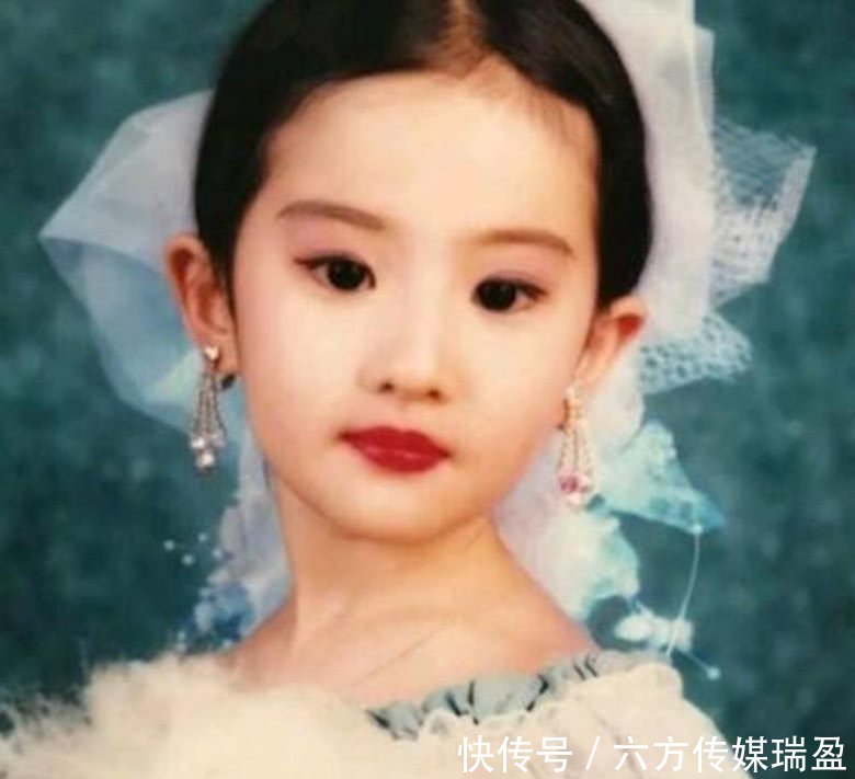 女星童年照,刘亦菲最美,李小璐最像甜馨,杨幂和