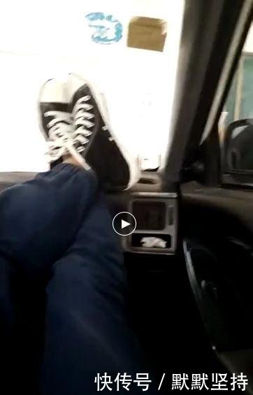 师风师德管不好咸阳职院又曝老师课堂上吸烟